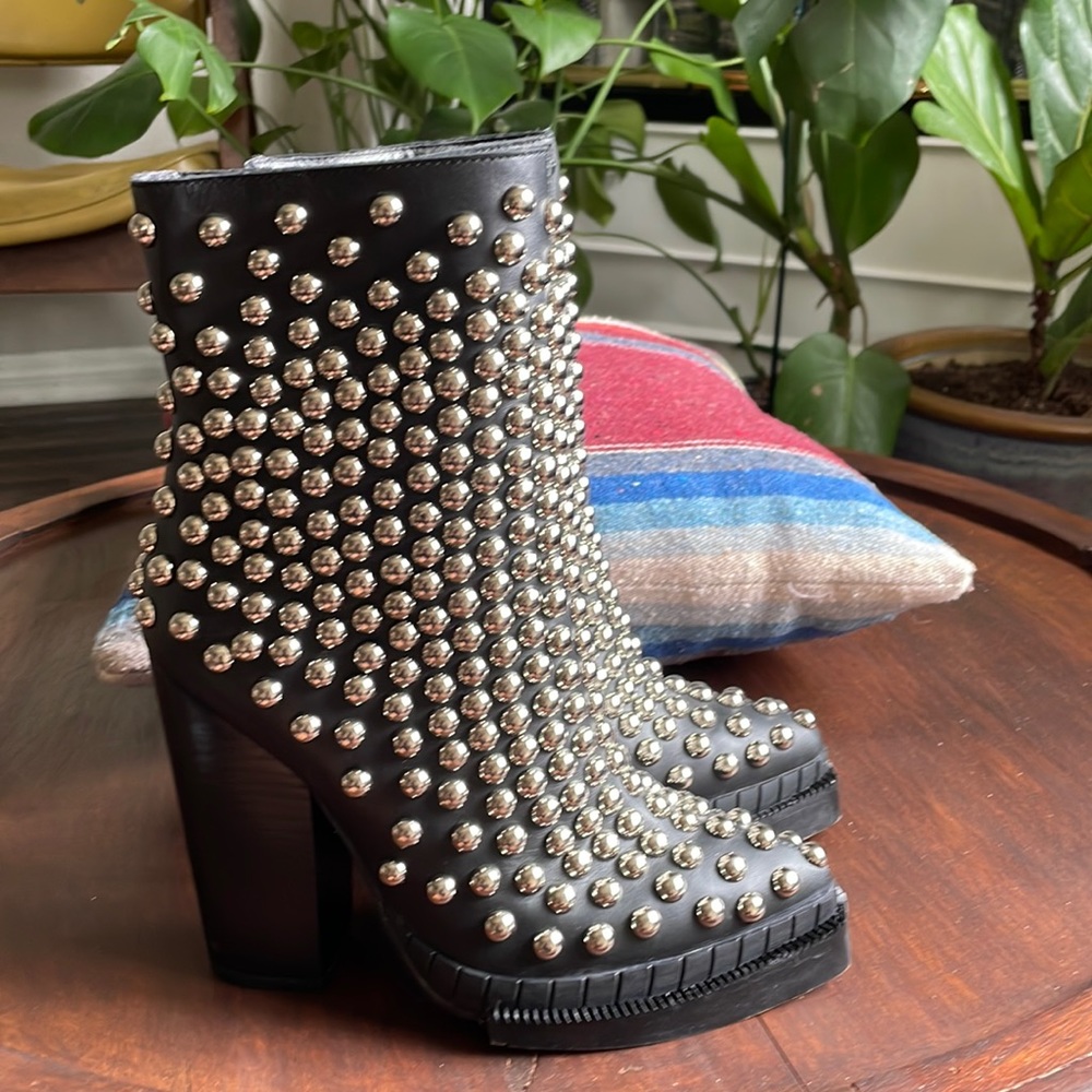 High studded boots
